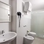 Hotel apartamentowy Open Sicily Homes - Near The Train Station Palermo
