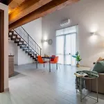 Open Sicily Homes - Near The Train Station Hotel apartamentowy