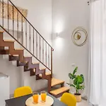 Open Sicily Homes - Near The Train Station Hotel apartamentowy 4*