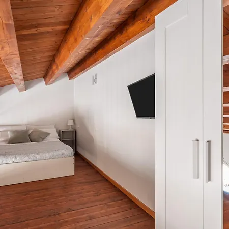 Open Sicily Homes - Near The Train Station Апарт-отель