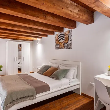 Open Sicily Homes - Near The Train Station Apartmanhotel 4*