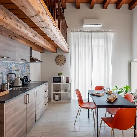 Aparthotel Open Sicily Homes - Near The Train Station