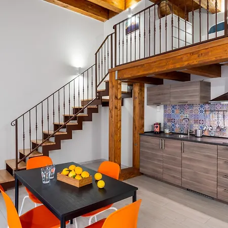 Open Sicily Homes - Near The Train Station Apartmanhotel 4*