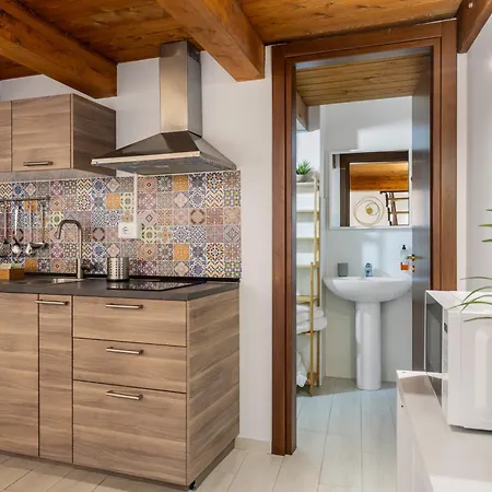 Apartmanhotel Open Sicily Homes - Near The Train Station Palermo