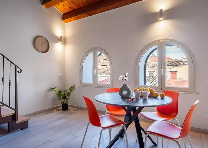 Open Sicily Homes - Near The Train Station 4*