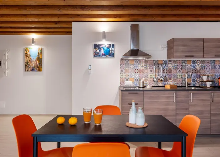 Aparthotel Open Sicily Homes - Near The Train Station 4*