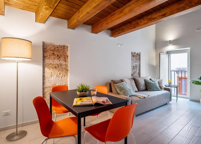 Open Sicily Homes - Near The Train Station Aparthotel